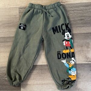 Zara Disney Kids Olive Mickey & Donald Sweatpants size: 3T